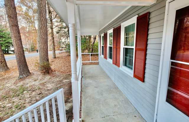 4 bedrooms and 1.5 bathrooms-Skimino Hills