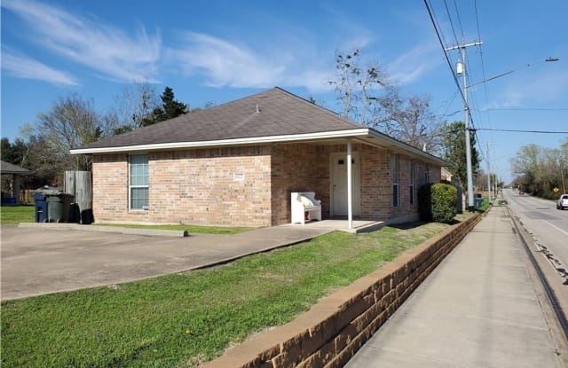 827 Pasler St - 827 Pasler Street, College Station, TX 77840