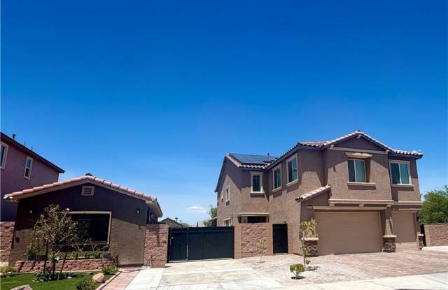 6460 W Diablo Drive