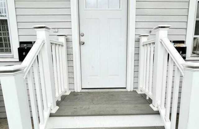 921 Hamm Ct Apt 6