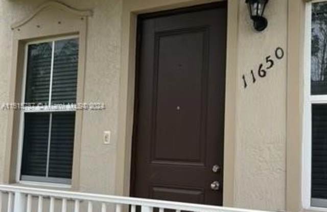 11650 SW 244th St