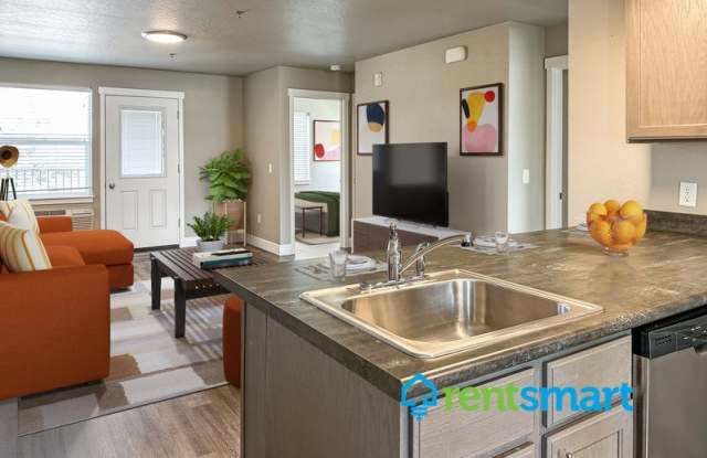 1515 South Avenue West