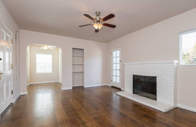 Charming Home | Near W. Cliff Drive  Lighthouse Field Park