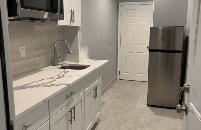 425 South 43rd Street