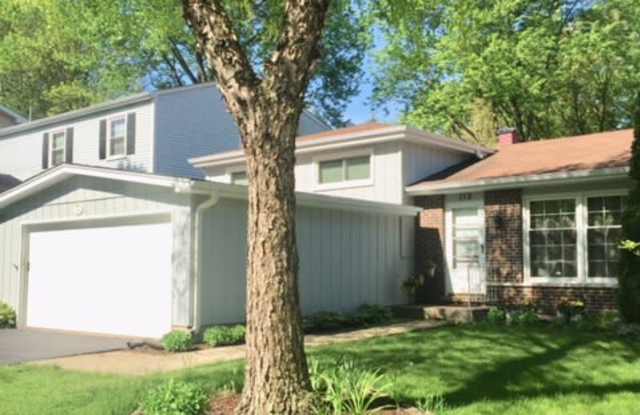 112 Kenilworth Avenue