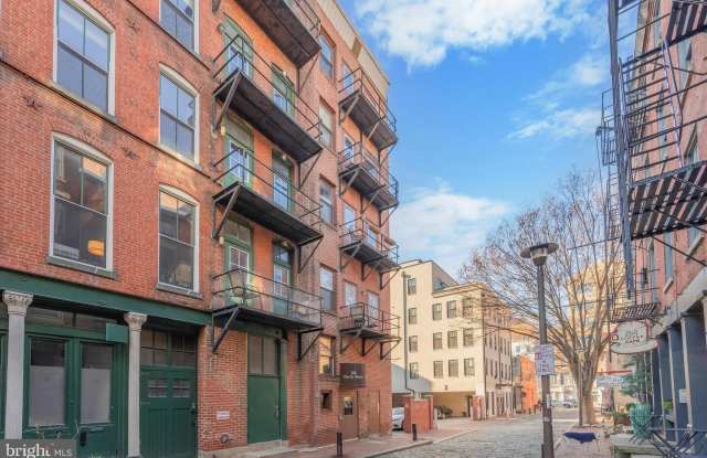 Photo of 220-222 CHURCH Street unit: Ground Floor