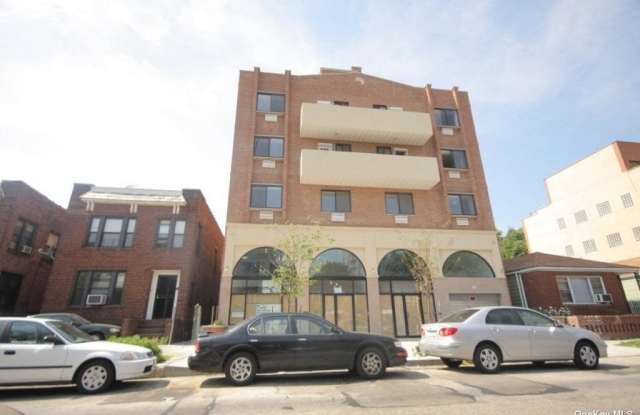 132-25 Pople Avenue