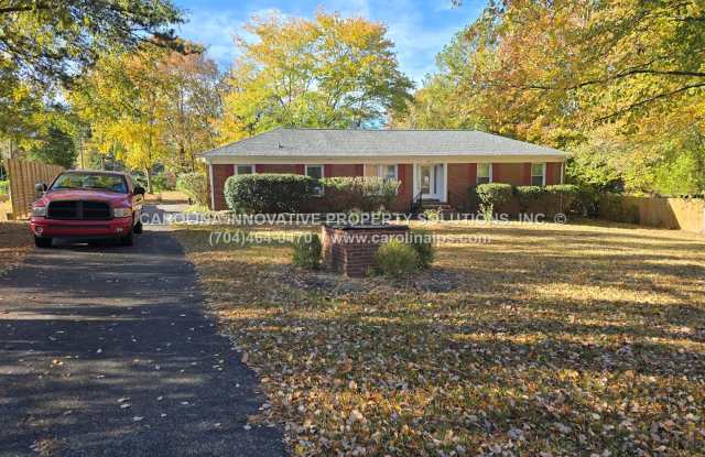 Photo of 1805 Falconhurst Drive