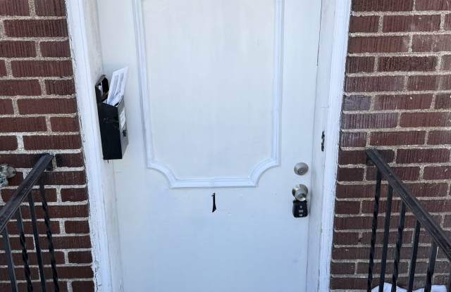 1651 W Turner St - 2