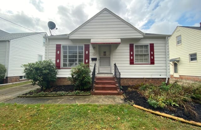 3871 Brookside Blvd - 3871 Brookside Boulevard, Cleveland, OH 44111