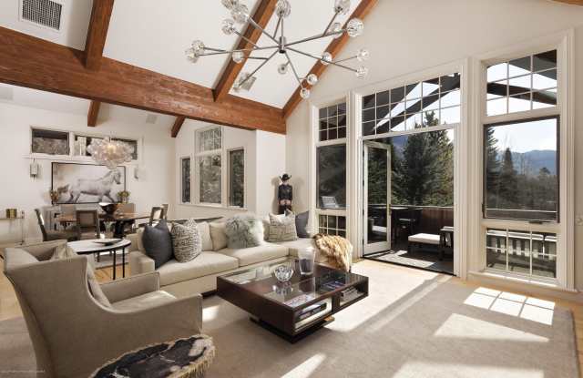 42701 Highway 82 unit: #A