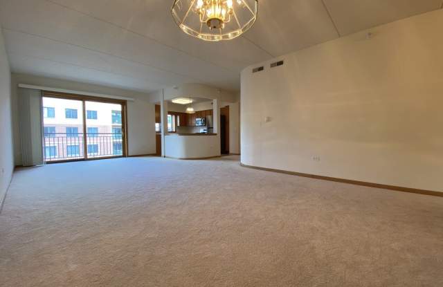 20 S MAIN Street unit: 612