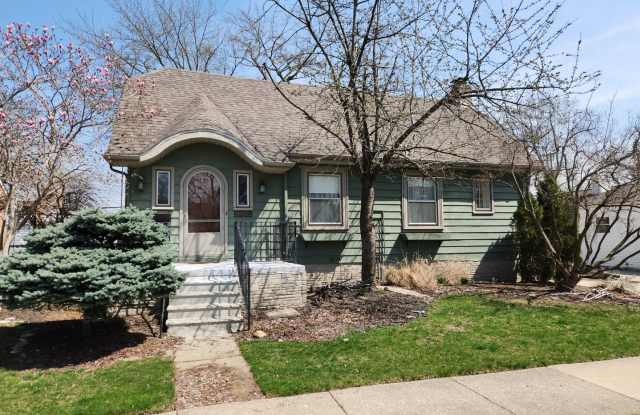 Photo of 4 Bedrooms, Endless Charm and Steps from Downtown Berkley!
