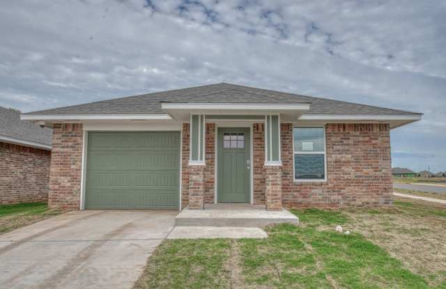 New Construction in Varenna Landing! Storm shelter and lawn care included!