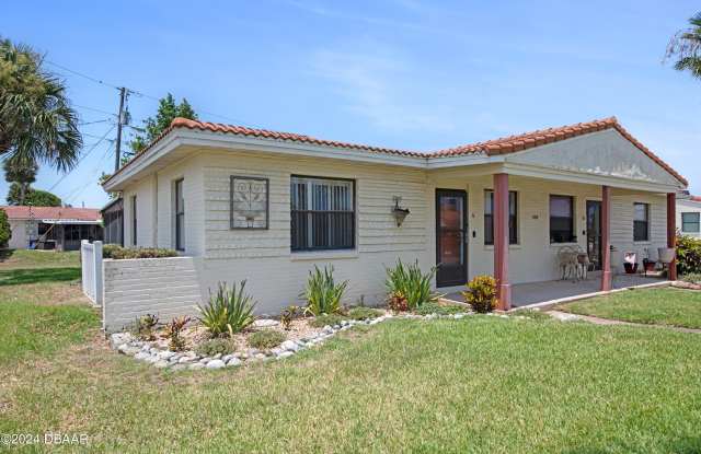 695 Flamingo Drive