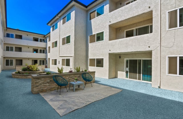 Photo of 720 Louise Apartments