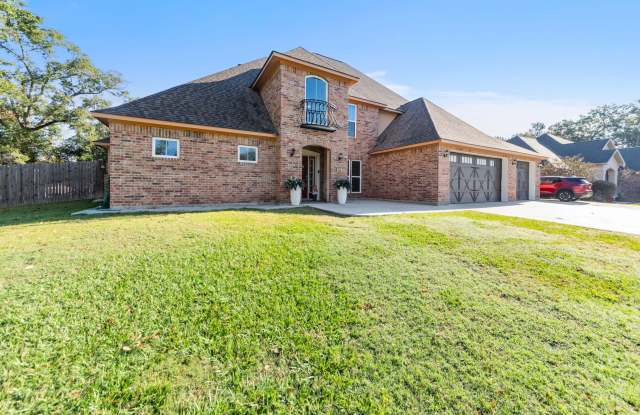 Photo of 213 East Peck Boulevard