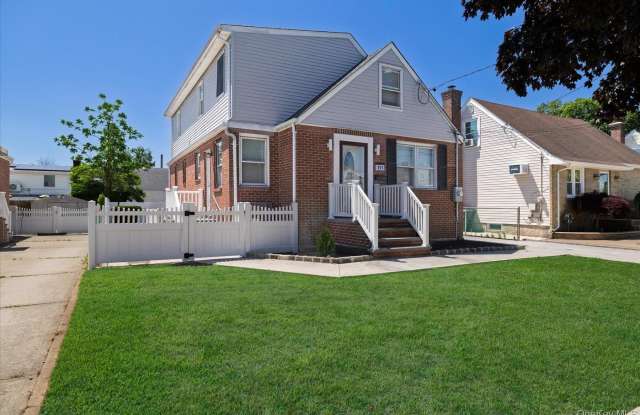 191 Raff Avenue