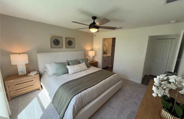 4612 SW 84TH ST ROAD