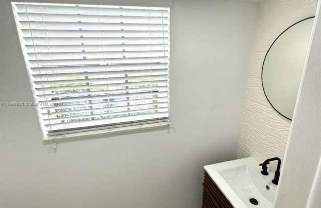 3619 South Le Jeune Road