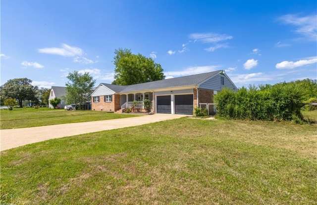 414 Shoreline Drive