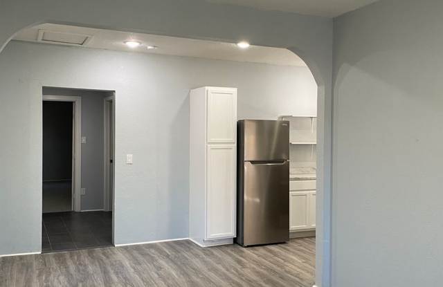 Renovated 2-Bedroom in Government Hill