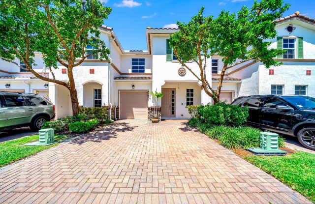 4543 Tara Cove Way - 4543 Tara Cove Way, West Palm Beach, FL 33409