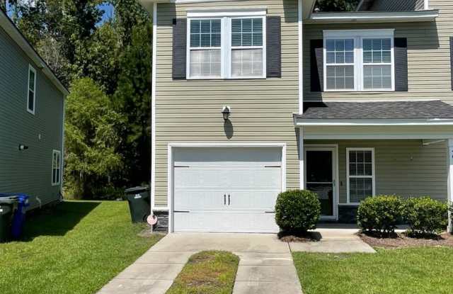 Photo of West Ashley Townhome with GARAGE!