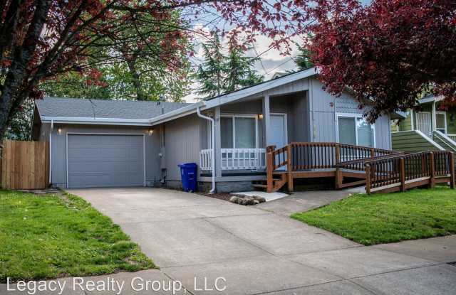 11768 SE Pine St - 11768 Southeast Pine Street, Portland, OR 97216