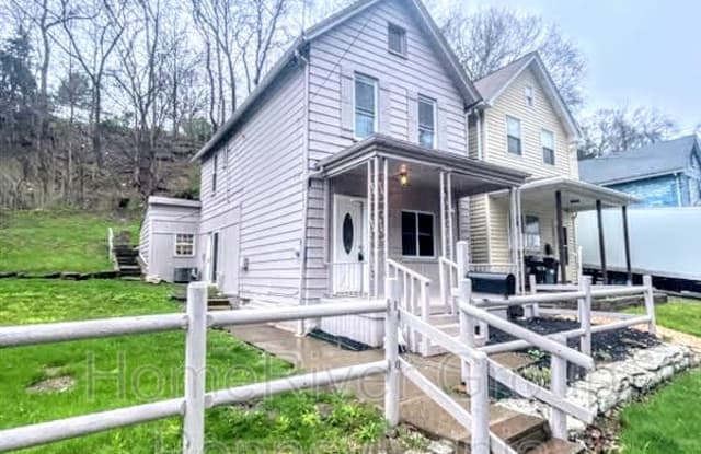 1623 Lynn Ave - 1623 Lynn Avenue, Turtle Creek, PA 15145