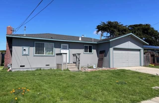 10925 Pieri Ct - 10925 Pieri Court, Moss Landing, CA 95039