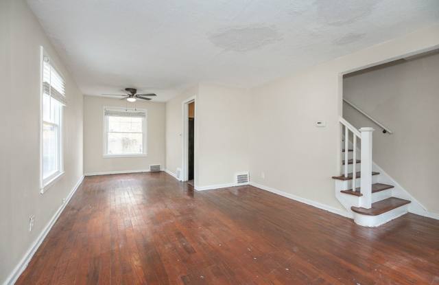 2 BED 1 BATH BEAUTIFUL SINGLE FAMILY HOME