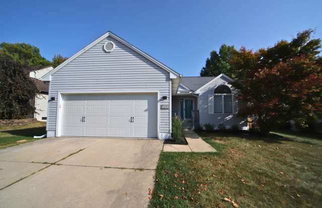 454 Woodland Drive West