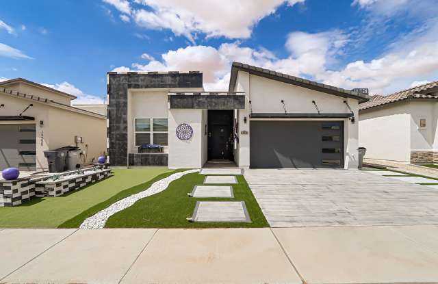 12329 Desert Pine Avenue