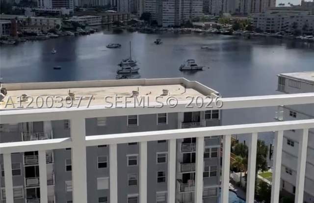427 Golden Isles Dr