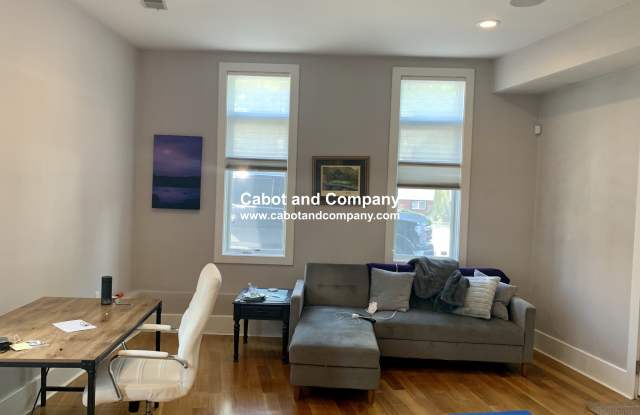 Photo of 5 Mohawk St