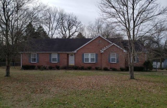 1011 Brookwood Dr - 1011 Brookwood Drive, Sumner County, TN 37066