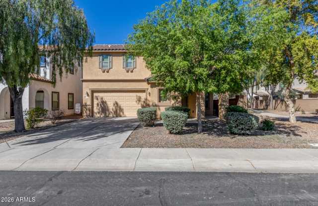 1180 E BUFFALO Street