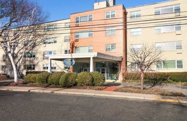 292 Pequot Avenue unit: E2