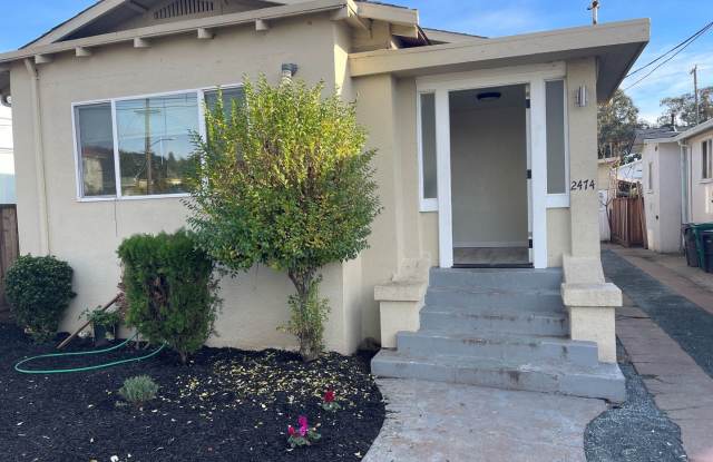 Beautifully Updated 3 Bedroom Home Looking for a new Tenant! - 2474 82nd Avenue, Oakland, CA 94605