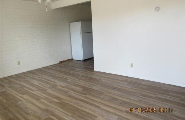 2495 Detroit #2