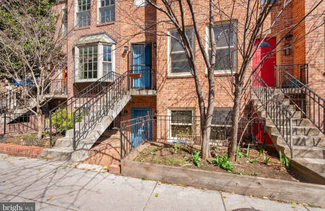 1645 PARK Road NW unit: 2