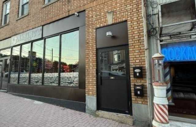 Photo of 50 W Main St