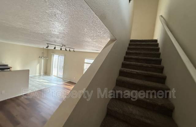 12516 Snowmass Way NE