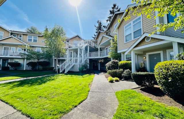 Beautifully Updated 2 Bedroom Condo - 5400 Harbour Pointe Boulevard, Mukilteo, WA 98275