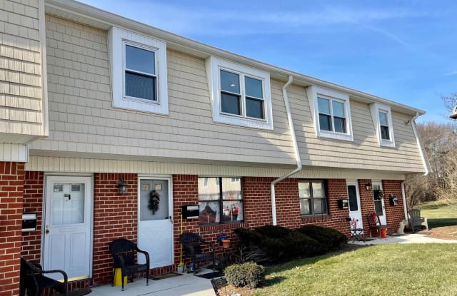 1004 SILVER CT - 1004 Silver Court, Mercer County, NJ 08619