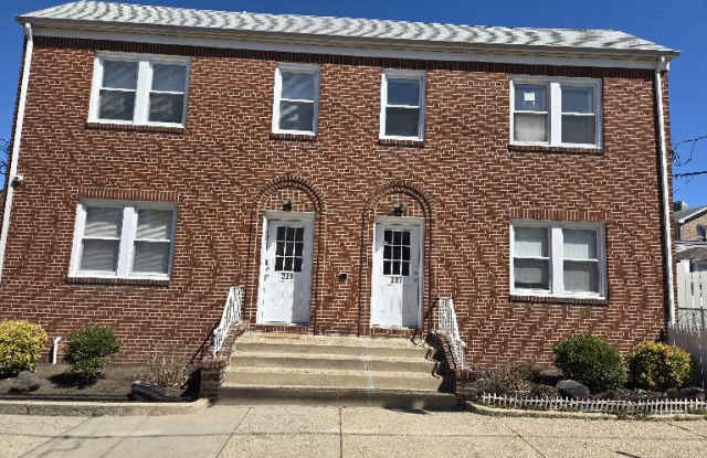 229 Columbia Ave.