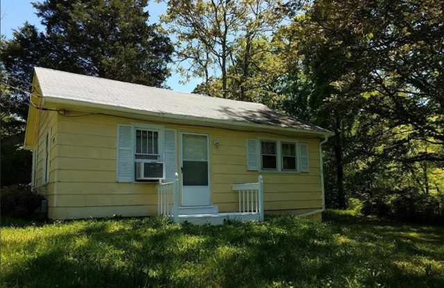 1650 Advent Street