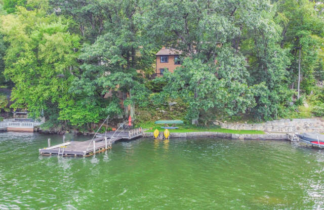 34 40 Acre Mountain Road