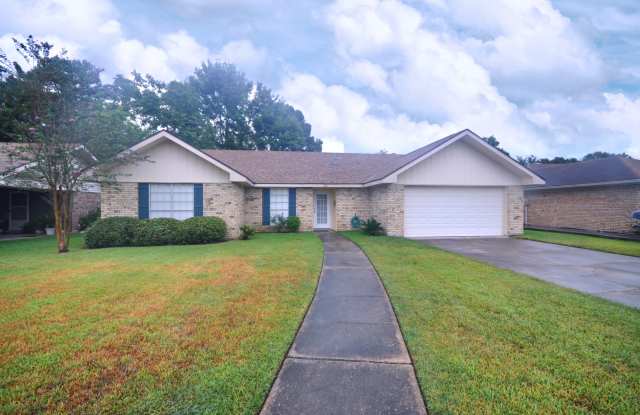 214 Vanessa Ave - 214 Vanessa Avenue, Lake Charles, LA 70605